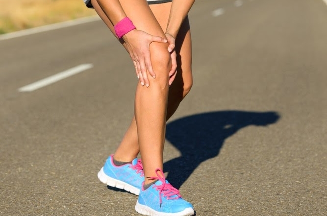 New Hope For Runners With IT Band/Knee Pain. Joggers Must Read! (Easy Version)